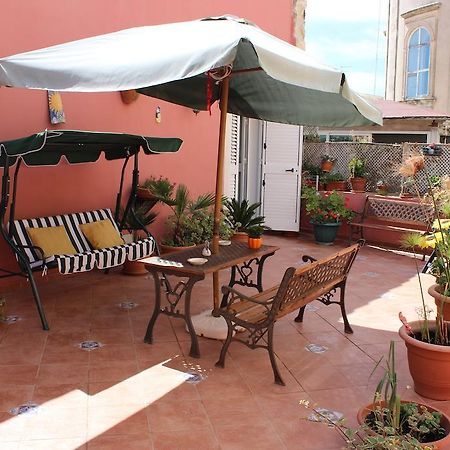 L'Isola Di Ortigia Hotel Szirakúza Kültér fotó