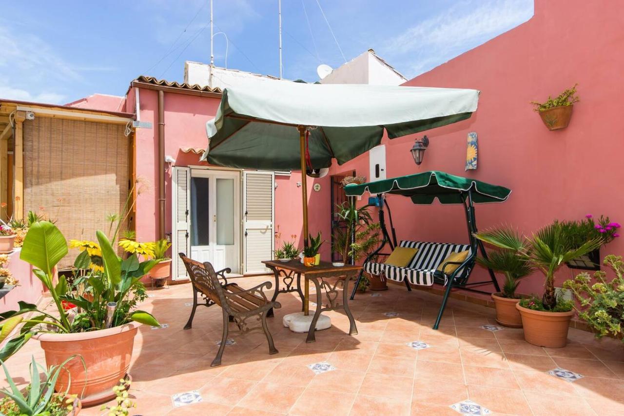 L'Isola Di Ortigia Hotel Szirakúza Kültér fotó