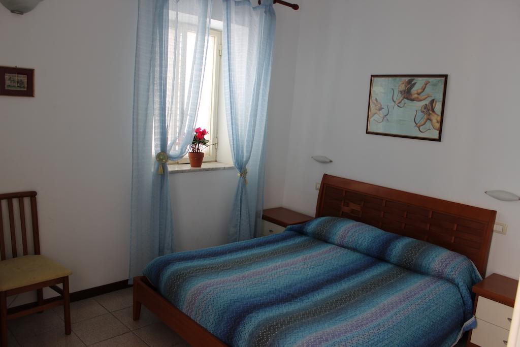 L'Isola Di Ortigia Hotel Szirakúza Szoba fotó