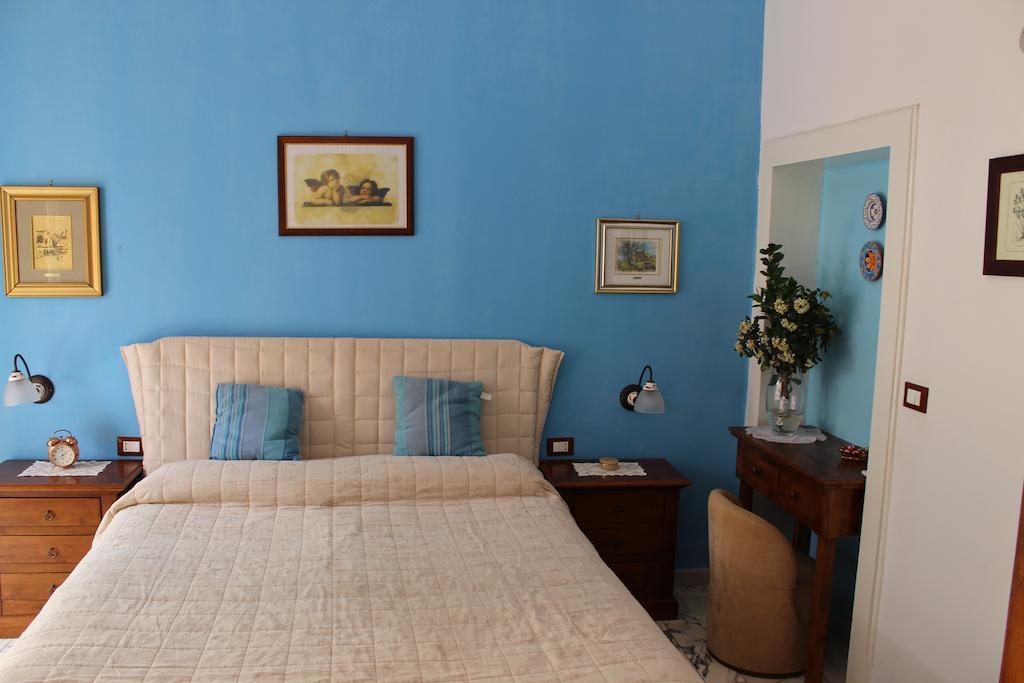 L'Isola Di Ortigia Hotel Szirakúza Szoba fotó