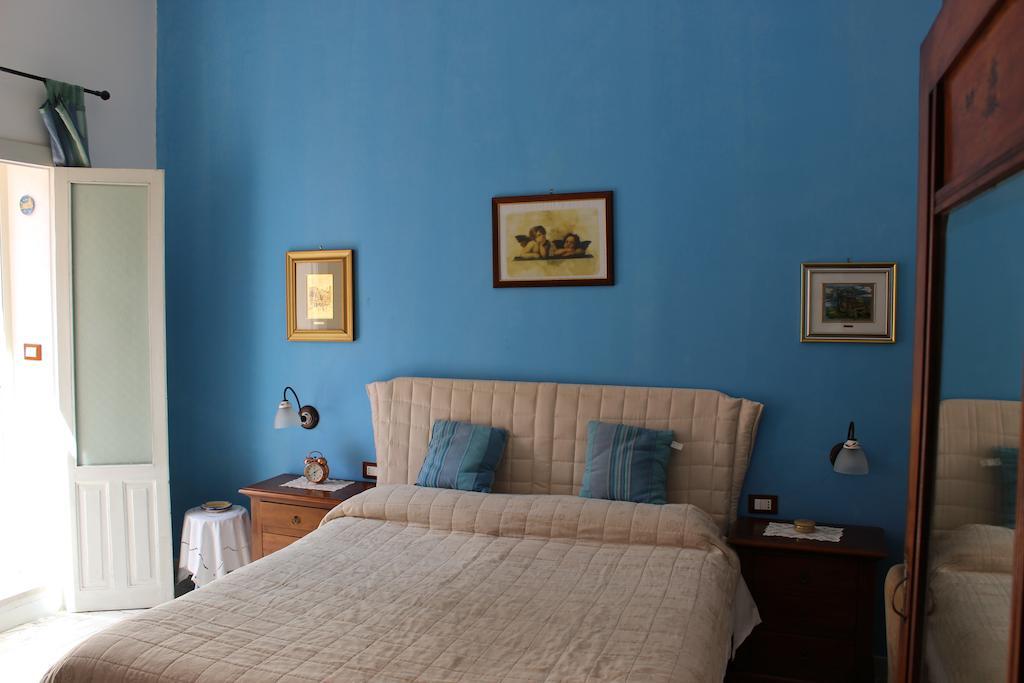 L'Isola Di Ortigia Hotel Szirakúza Szoba fotó